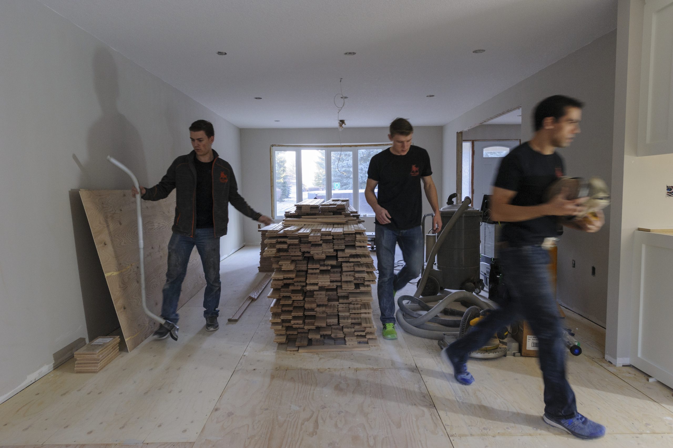 Hardwood Floor Installer & Refinisher